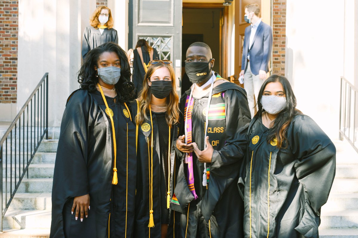 VCU_Brandcenter's tweet photo. Today, we celebrated the Class of 2021 AND the Class of 2020. 

They’ve been through a lot during their sixty weeks of Brandcenter. We couldn’t be prouder of their grit, determination, flexibility, and creativity.

Give it up for these grads. 

Read more: https://t.co/qHajpRw0o8 https://t.co/VLsu5lPLKx