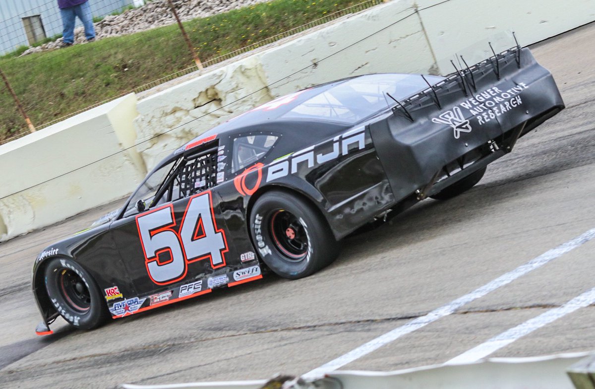 RacingAmerica's tweet image. At just 15 years old, @GrantThompson54 was selected the #16 pick in the #ShortTrackDraft on Speed51.tv, presented by @rynoclassifieds.

Today, Thompson makes his @TUNDRAslms debut @WIRmotorsports.

Watch LIVE at 3 ET/ 2 CT.

📺: speed51.tv/live/videos/li…