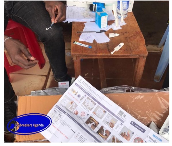 IbuUganda's tweet photo. Today the #ibu clinic team carried out an outreach in the community to sensitize people about HIV counselling and testing, PrEP use & enrollment, condom use & the use of #selftestingkits.
Thank you #ibuclinic team.
#knowyourrights
#healthfirst
#togetherwebreaktheice
πͺπππ https://t.co/rhwGWU5udZ