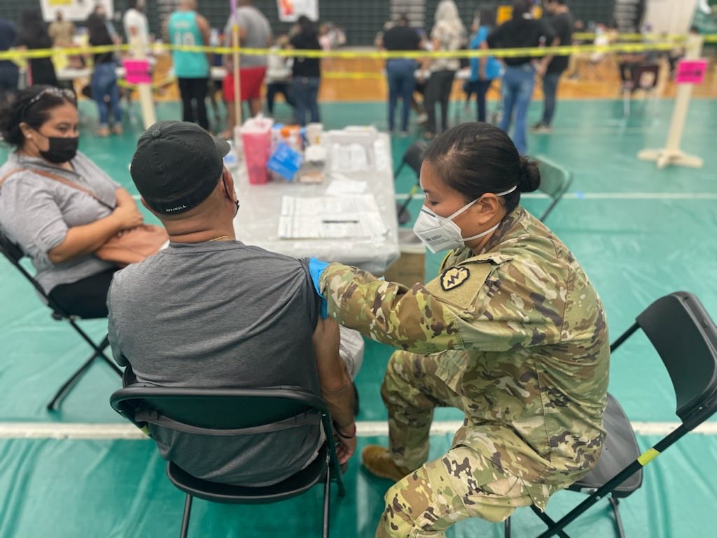 NFear6's tweet photo. Today we recognize our medics as they return from the Guam Vaccination Support Mission. The team administered 10,661 COVAX shots 💉💪 &amp; built lasting partnerships with the Guam NG 🇬🇺. Team, we are proud &amp; excited to welcome you home! #NoFear ⁦@25thID⁩ ⁦@3IBCTBroncos⁩ https://t.co/TzeriW4MWK