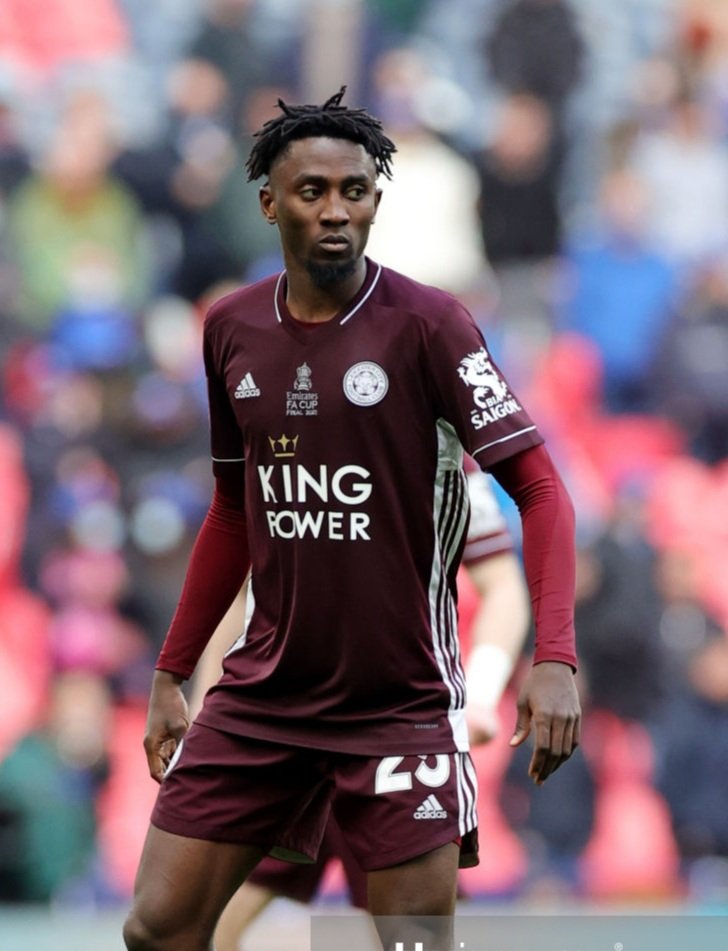 FastTrackNaija's tweet photo. We said itttttt!

Congratulations 🇳🇬Ndidi and 🇳🇬Iheanacho!!

They have won #FACup for Leicester for the first time in their history.

#CHELEI #FACupFinal https://t.co/fZDZNiV08M