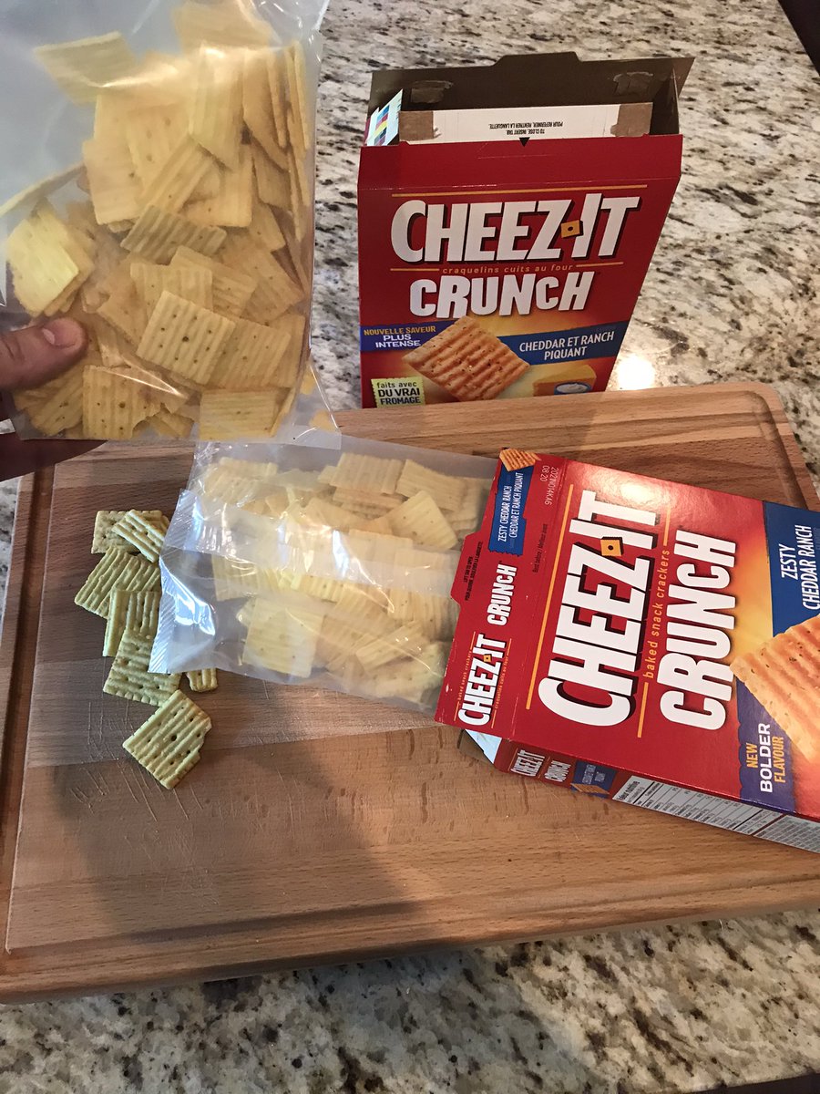 TheRealNeale07's tweet photo. Hey @cheezit I bought a couple boxes of zesty cheddar ranch and got plain bags in them.. what’s the deal!? You send the zesty cheddar ranch at a later date? https://t.co/jfoNJP6fg4