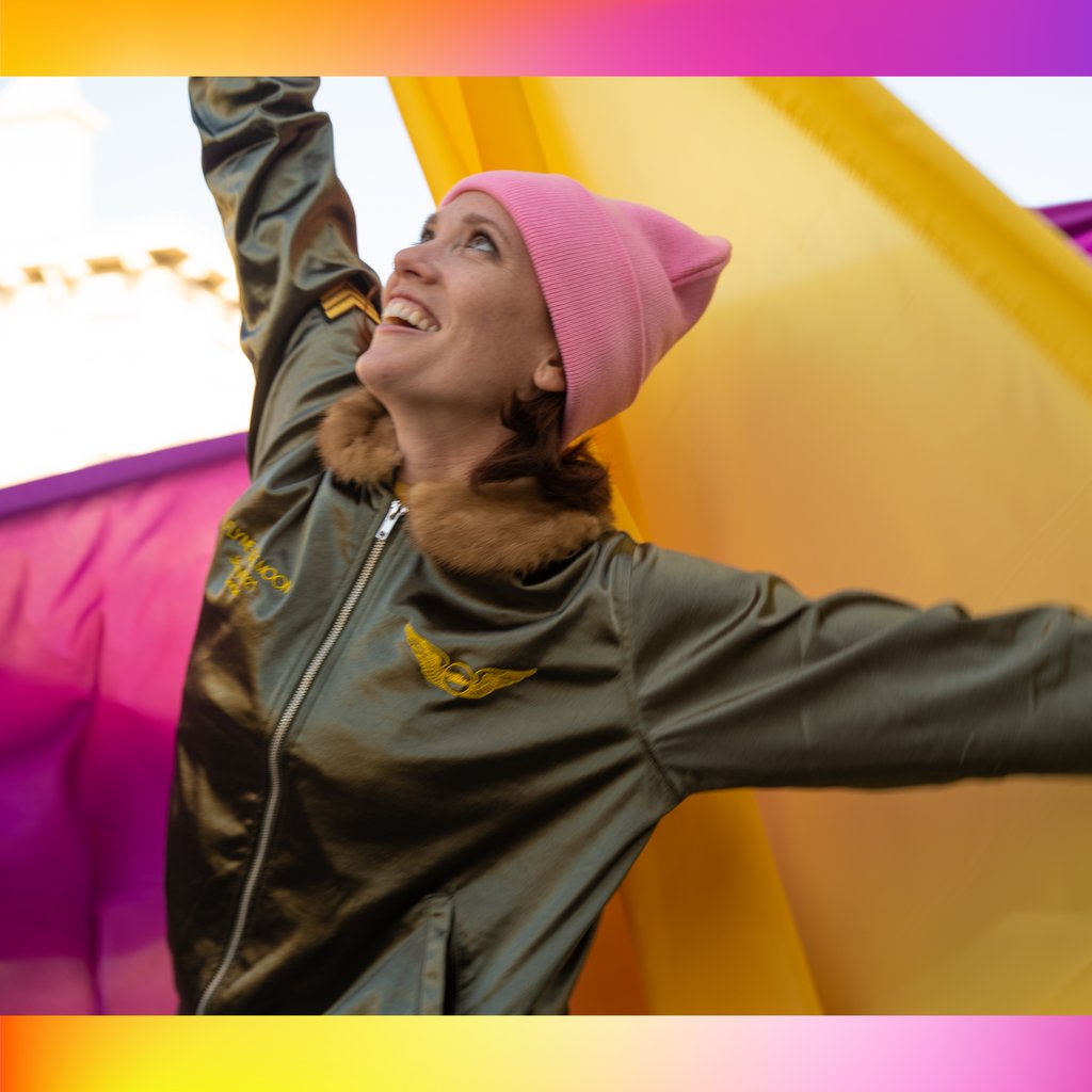 KateTapsElctrc tweet media