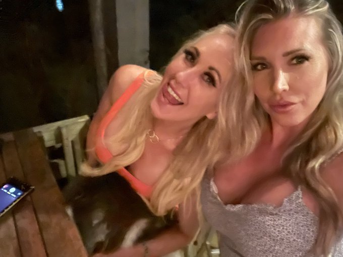 Have you seen my brand new girl / girl scene I just shot with @brandi_love 😈❤️ wanna watch? https://t<a href="/tag/flashbackfriday"class="tags"><span>#flashbackfriday</span></a><a href="/tag/nsfw"class="tags"><span>#nsfw</span></a><a href="/tag/samanthasaint"class="tags"><span>#samanthasaint</span></a>