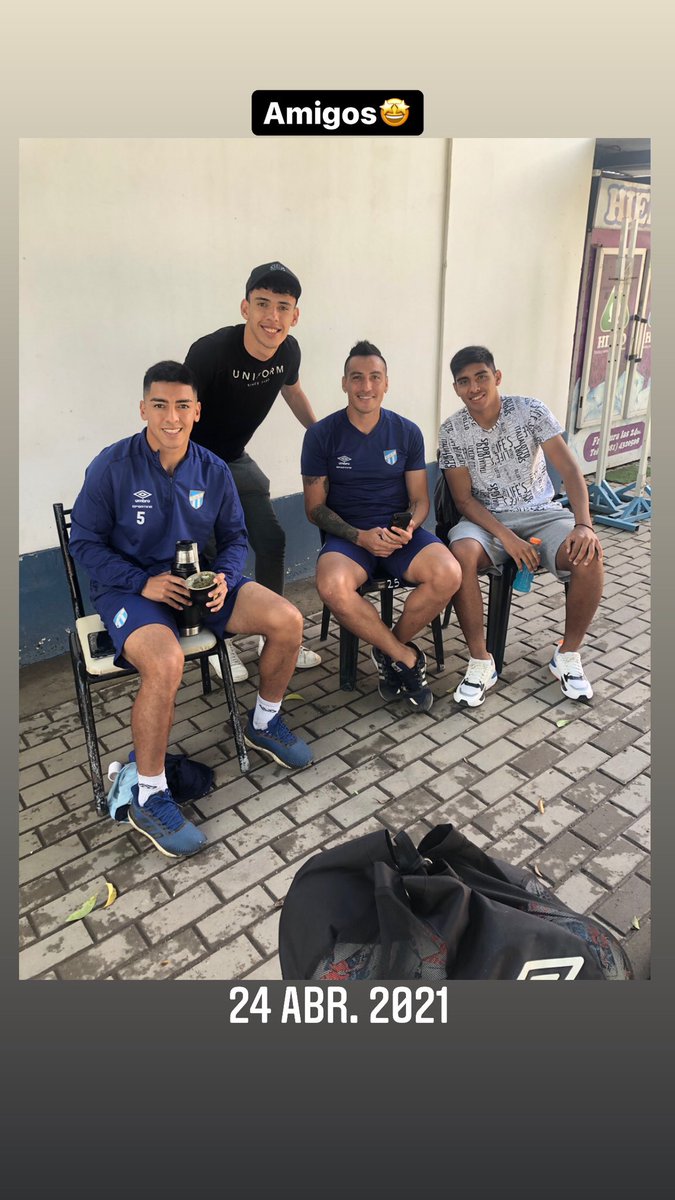 Amigos🤩⚪️🔵