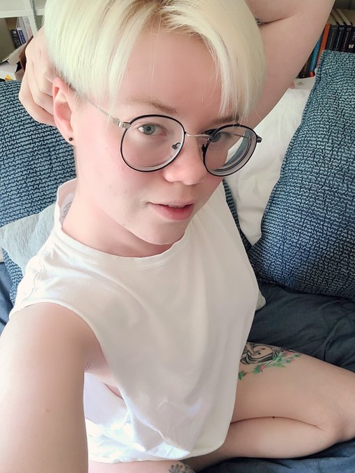 Happy Sunday! Ready to sin? https://t.co/4T2ZT2Sgmm