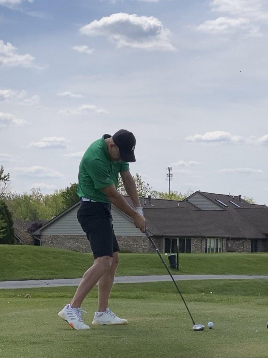atabor131's tweet photo. Derek @DerekTabor5 was HHC medalist today with a -4 68 at Players Club. Dillon  @dillon_bergum was 2nd with a 75. Team finished 3rd👏🏻👏🏻👏🏻 https://t.co/3BXAo2IjRS