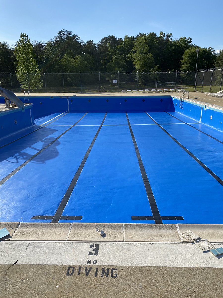 PoolScenic's tweet image. Mommas getting all dressed up!!