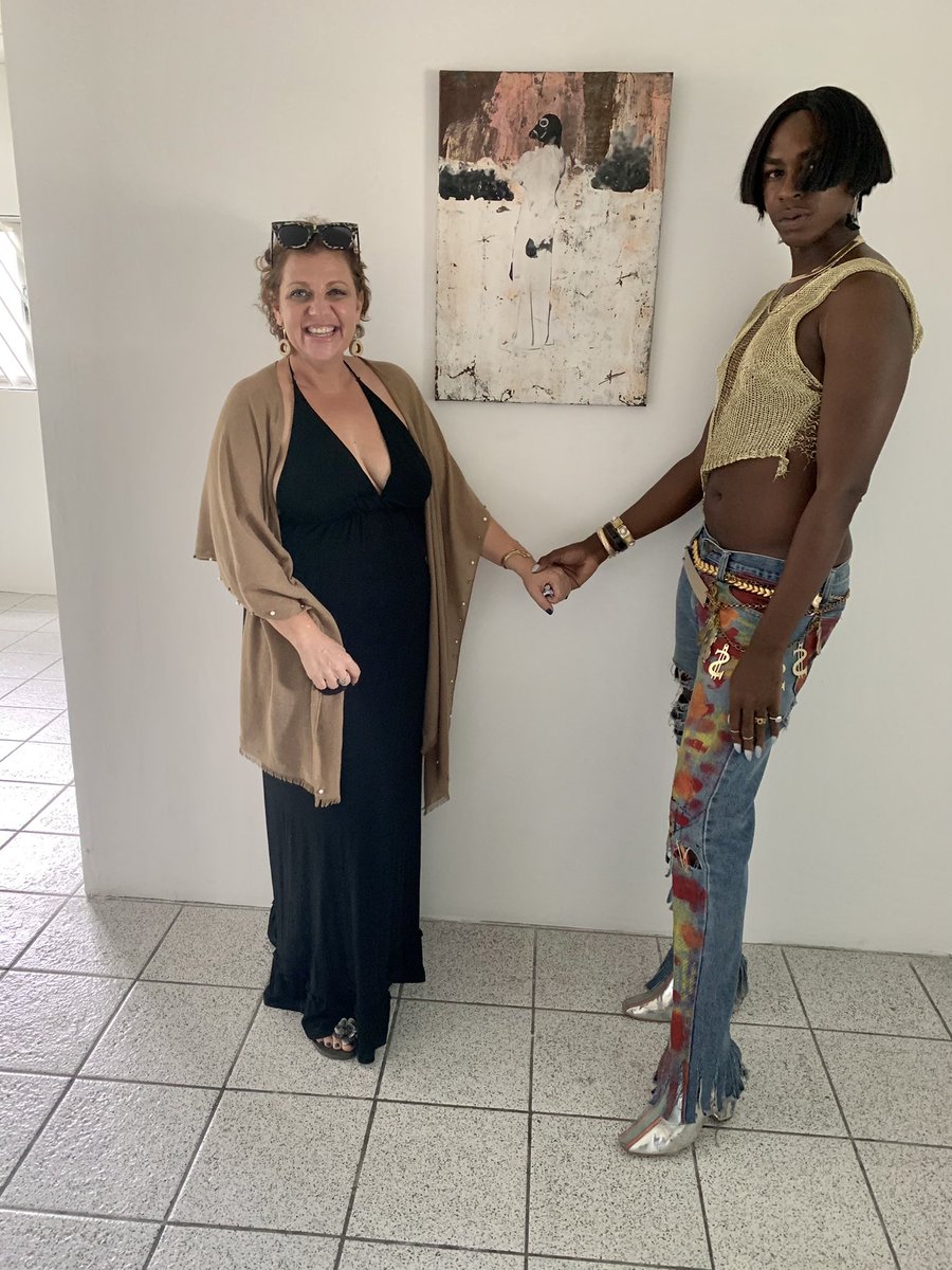 EmaniTheStylist's tweet photo. We are ever so brave, resilient, empowering, inspiring, risking, creating.

At IG: marinaburnel  Zinc Fences exhibition this afternoon! @Kyym_Savage 

#SANKOFA #TransCreatives #BlackTransCreatives #BlackTransJoy #TWOCC 
#JamaicanTransCreatives #Art #Style #fashionstyle https://t.co/QxDZD2Bc3o