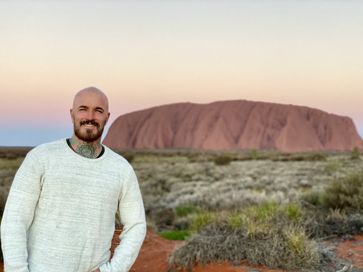 arijhunter's tweet image. Sunset at Uluru