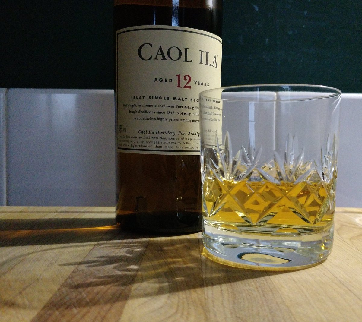 garryhunter's tweet image. It&apos;s the third Saturday in May which means it&apos;s #WorldWhiskyDay from @WorldWhiskyDay and tonights #properdram is the pretty solid Caol Ila 12 🥃
#lifeisgood #slàinte