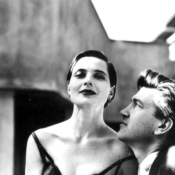 MAEGHTYoyo's tweet photo. Glamour en diable !
Isabella Rossellini et David Lynch photographié par Helmut Newton, en 1988. 

#Archives #iconicstars #davidlynch #lynch #isabellarossellini #rossellini #helmutnewton #portrait #glamour #photo #yoyomaeght https://t.co/SwFtyowlr9