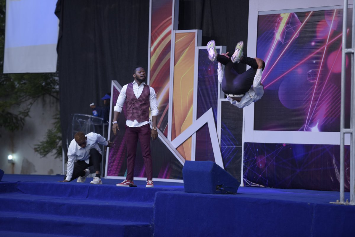 cekano247's tweet photo. Total Experience Day 2 #TE2021

...PhotoSpeaks

#cekano #nnwz2 #NorthernRegionNigeria #TotalExperience2021 https://t.co/GkUCeIZwfB
