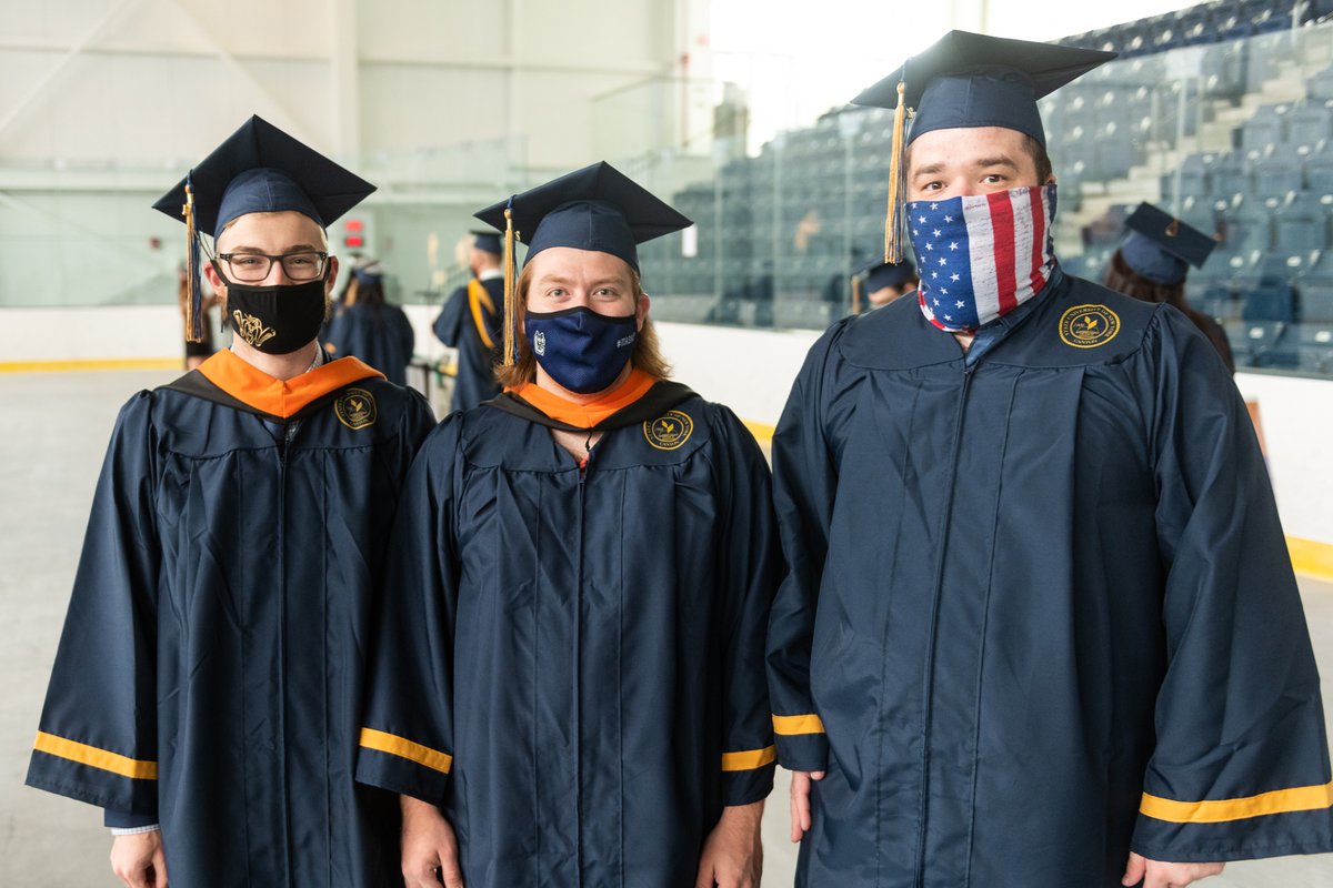 SUNYCantonNews's tweet photo. Congratulations to the SUNY Canton graduating class of 2021! https://t.co/blRLmWs8vQ