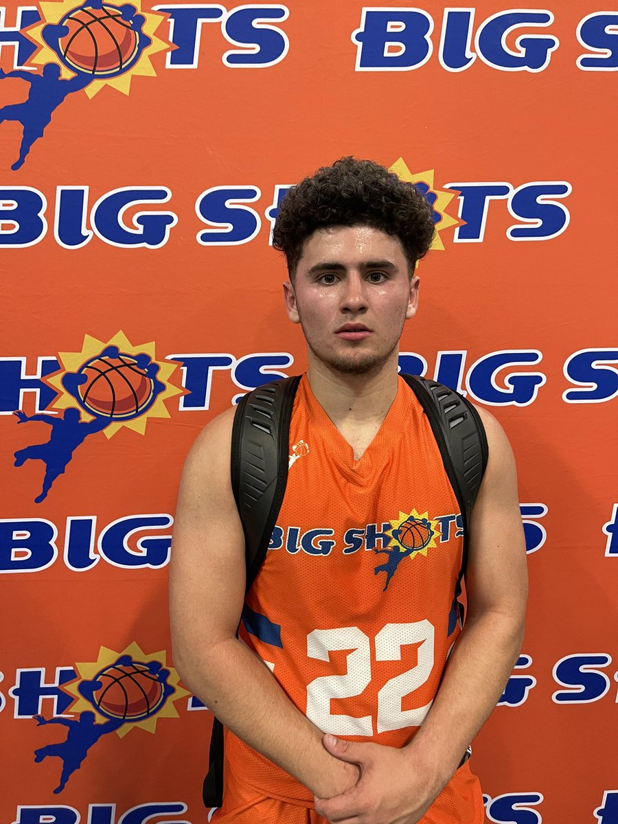 BigShotsGlobal's tweet photo. #BIGSHOTS #ACMAYMADNESS  
Anthony Morrow Elite vs Big Shots Elite WVA 
46-34 

17U 

Anthony Morrow Elite 
#0 Jaylen Curry with 20 pts 
#4 Umar Lawson with 17 pts 

Big Shots Elite WVA 
#22 Chandler Schmidt with 15 pts 
#12 Larry Howell with 15 pts https://t.co/9uzAmkSyjp
