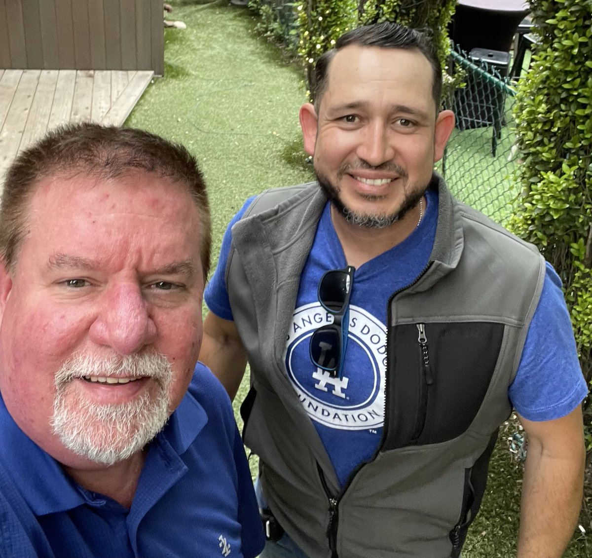 D GUROSKY (@dgurosky) on Twitter photo Met with this guy in Austin today. <a href="/jestra09/">José Estrada</a> <a href="/jboy1724/">Javier B</a> @jholt_fl <a href="/tobiasiam/">Tobias Williams</a> Met with this guy in Austin today. <a href="/jestra09/">José Estrada</a> <a href="/jboy1724/">Javier B</a> @jholt_fl <a href="/tobiasiam/">Tobias Williams</a>