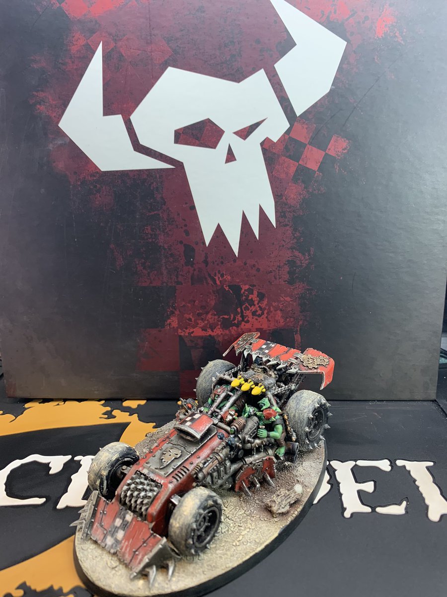 Another view of the Shokkjump Dragsta painting Orks is going to become addictive! @WarComTeam #paintingwarhammer #paintingorks40k #paintingwarhammer40000