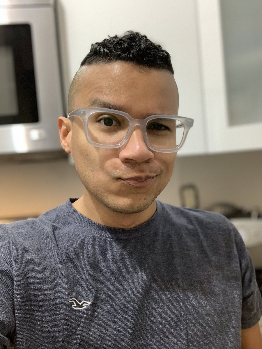 lejefy1's tweet photo. Guess who just made my day? @WarbyParker. Thanks #teamwarby! (Special shout-out to Matt!) 🤩🥸😃 https://t.co/lB09kfpGc7