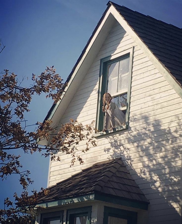 anne_avonlea21's tweet photo. I love Green Gables 🤗🌳 I really want someday to go and visit this amazing place 😌
#annewithane #awea https://t.co/6E6FGup8J9