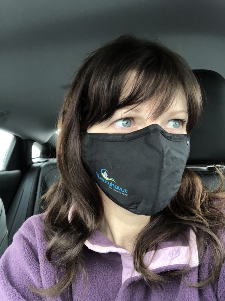 dawn_kimmy_nl's tweet photo. I’m wearing mine @Labradorian24 @NunatuKavut 💙💚🤍 #mask #stormtech #Labradorian https://t.co/HyRY40Bjh2
