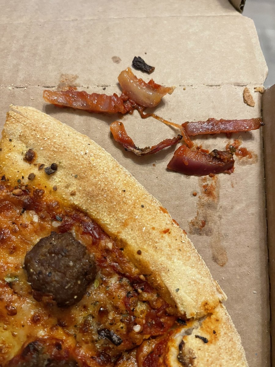 itscovereduk's tweet photo. @Dominos_UK  ordered for the first time in a long time. Due to being disappointed by the service from Leighton Buzzard store. This time is a serious issue. I specifically requested no onion on my pizza as i am allergic to them. And luckily I found out before I started eating! https://t.co/xd9L9hOSwk