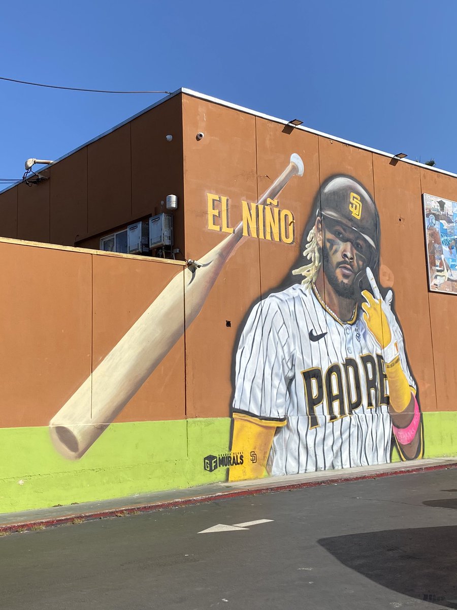 GROUNDFLOORMURALS on Twitter "Some photos of our finished Tatis mural