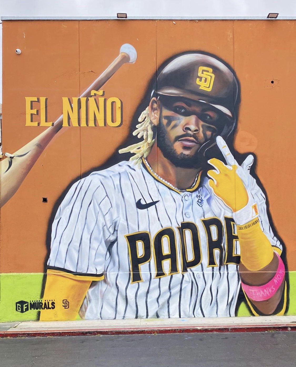 GROUNDFLOORMURALS on Twitter "Some photos of our finished Tatis mural