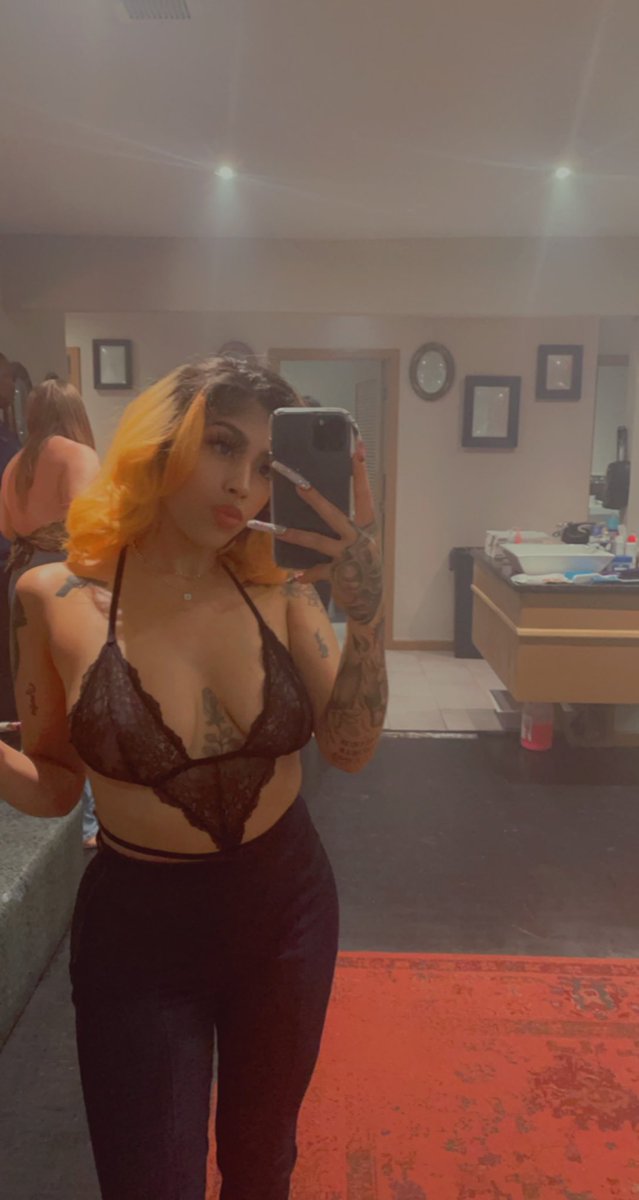 62musix's tweet photo. 🍊🍊 @ prettyassmc on insta https://t.co/MVK6Gyt6tA