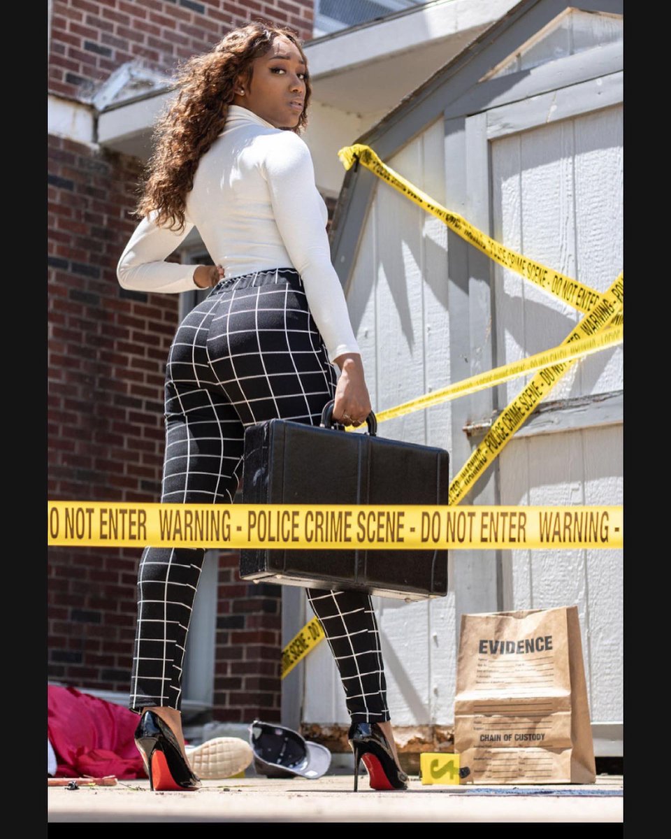ZareahQZAT's tweet photo. Put Me On the Scene ⚠️⚠️⚠️
3 DEGREES WITH MAGNA CUM LAUDE🤍 blessed and highly favors
Issa Graduate baby👩🏾🎓 ‼️
#undergraddone✅ #futureattorney #futurejudge
#Classof2021 #HBCUGrad #LU21 https://t.co/bHt1R3ufZK
