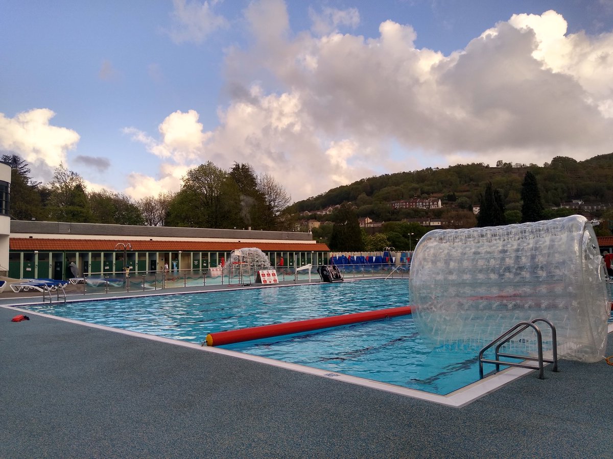 MrjenkinsM's tweet photo. Aethon ni i'r lido heddi - am brofiad gwych!   Diolch am y croeso. #lidopontypridd https://t.co/dhJTPMc8kU