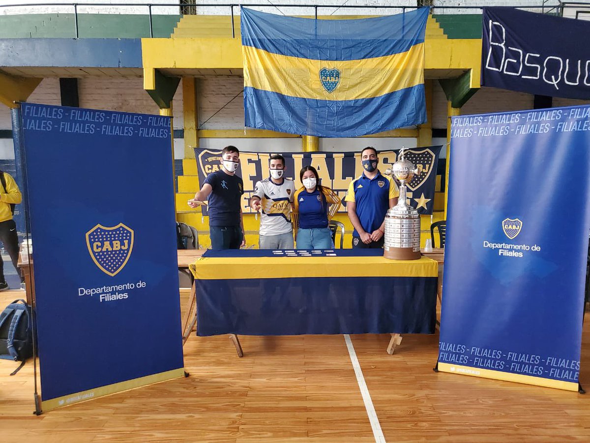 FilialesBoca's tweet photo. Socios y socias retiraron su carnet en General Rodríguez 🙌

@filialbocagr 

#BocaFiliales https://t.co/cVvqEMBm26