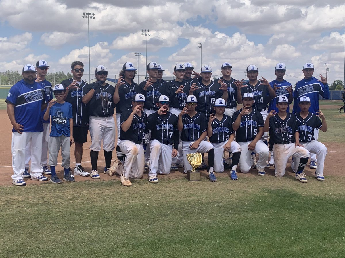 AREA CHAMPS!! These guys battled into extra innings and got the job done! So proud of <a href="/EHS_BaseballWIT/">Estacado Baseball</a> coaches and players!! LETS GOOOOOOOOOO!!!