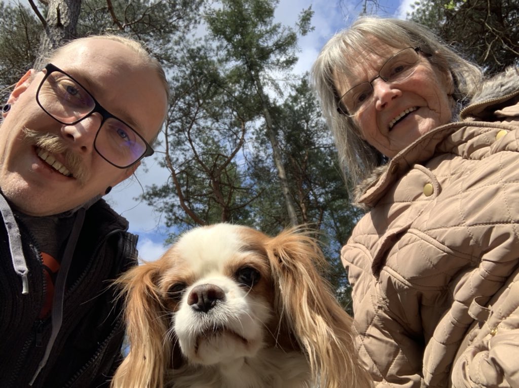 NietNick tweet media