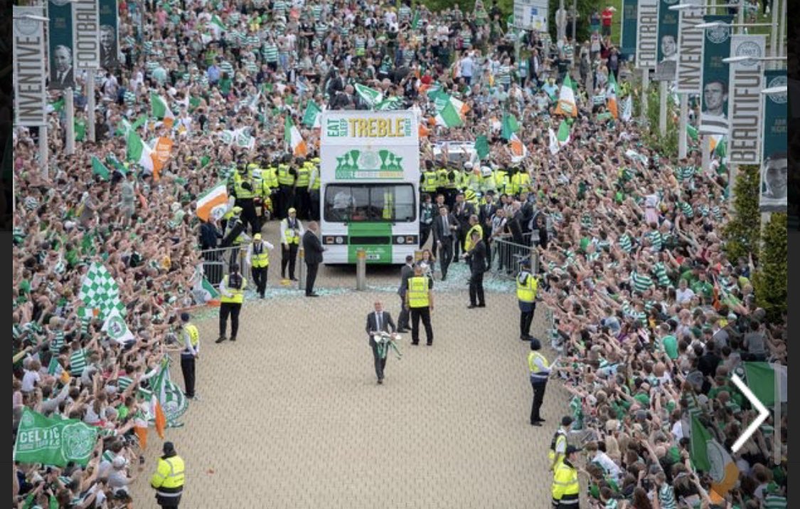 StandForCeltic's tweet photo. THIS is how you celebrate your teams success. Sheer joy, emotion and jubilation 🍀💚 https://t.co/42Pu4oxiJP