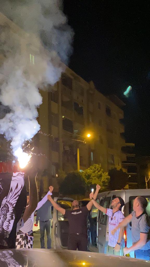 Şampiyon Beşiktaşım ne istersen iste benden