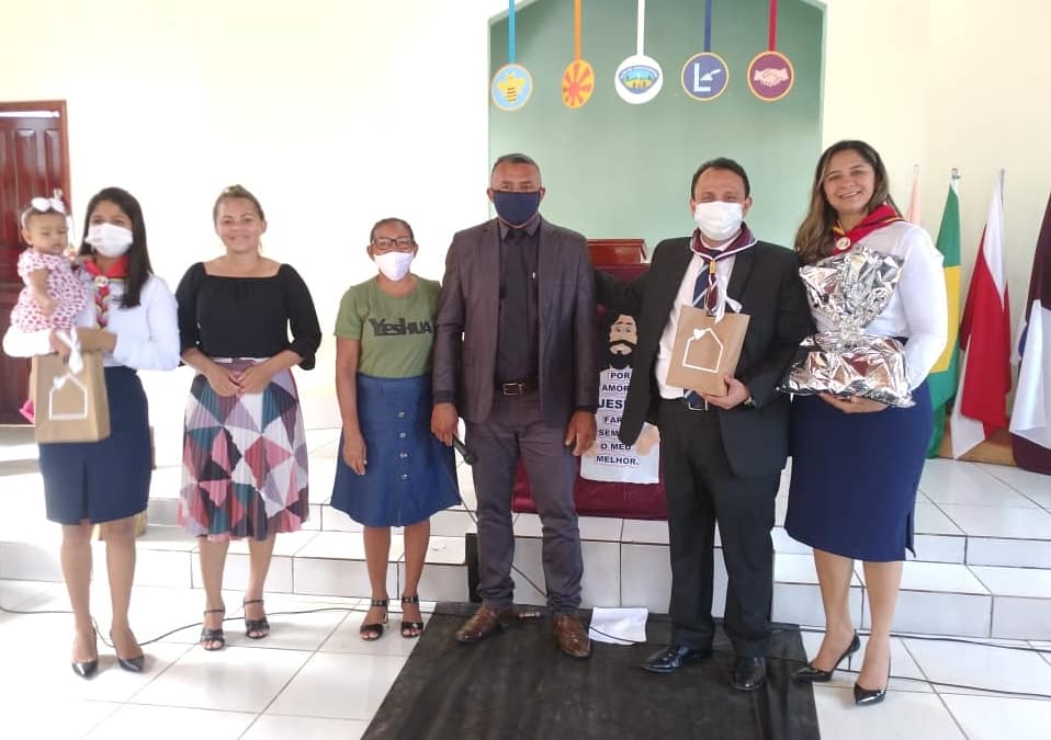 HugoRibeiro7hr's tweet photo. Nossa manhã foi marcada por lindas cerimônias de admissão em lenço e batismos dos nossos aventureiros.
Obrigado @WiglifeSaraiva e Prf. Eucyane pela presença, Deus continue abençoando poderosamente.
@adventistanorte
#PracimaMopa https://t.co/47Bp6VbYFQ