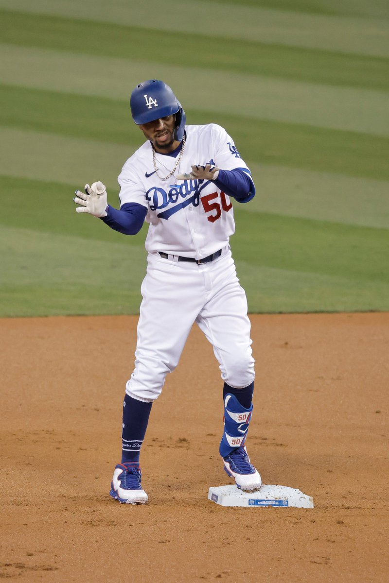 MLBONFOX's tweet image. Albert Pujols would be the 4th MVP winner to be on the 2021 Dodgers' roster. Joining: 
- Mookie Betts
- Clayton Kershaw
- Cody Bellinger