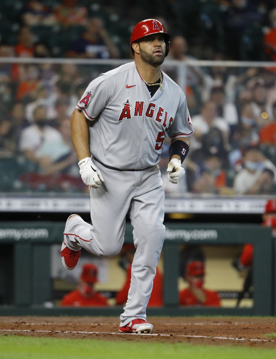 MLBONFOX's tweet image. Albert Pujols would be the 4th MVP winner to be on the 2021 Dodgers' roster. Joining: 
- Mookie Betts
- Clayton Kershaw
- Cody Bellinger
