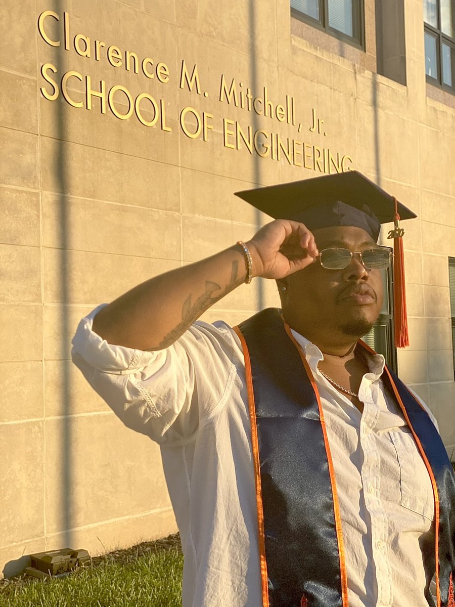 KiemoniDxpe's tweet image. “It’s beauty in the struggle nigga” 💎
#FairMorgan ✨