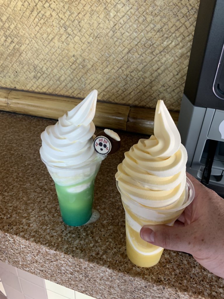 daguru9's tweet image. #KakamoraFloat #PineappleFloat #DoleWhip #Adventureland #AlohaIsle #AdventureIsCallingMyName #MagicKingdom #wdw