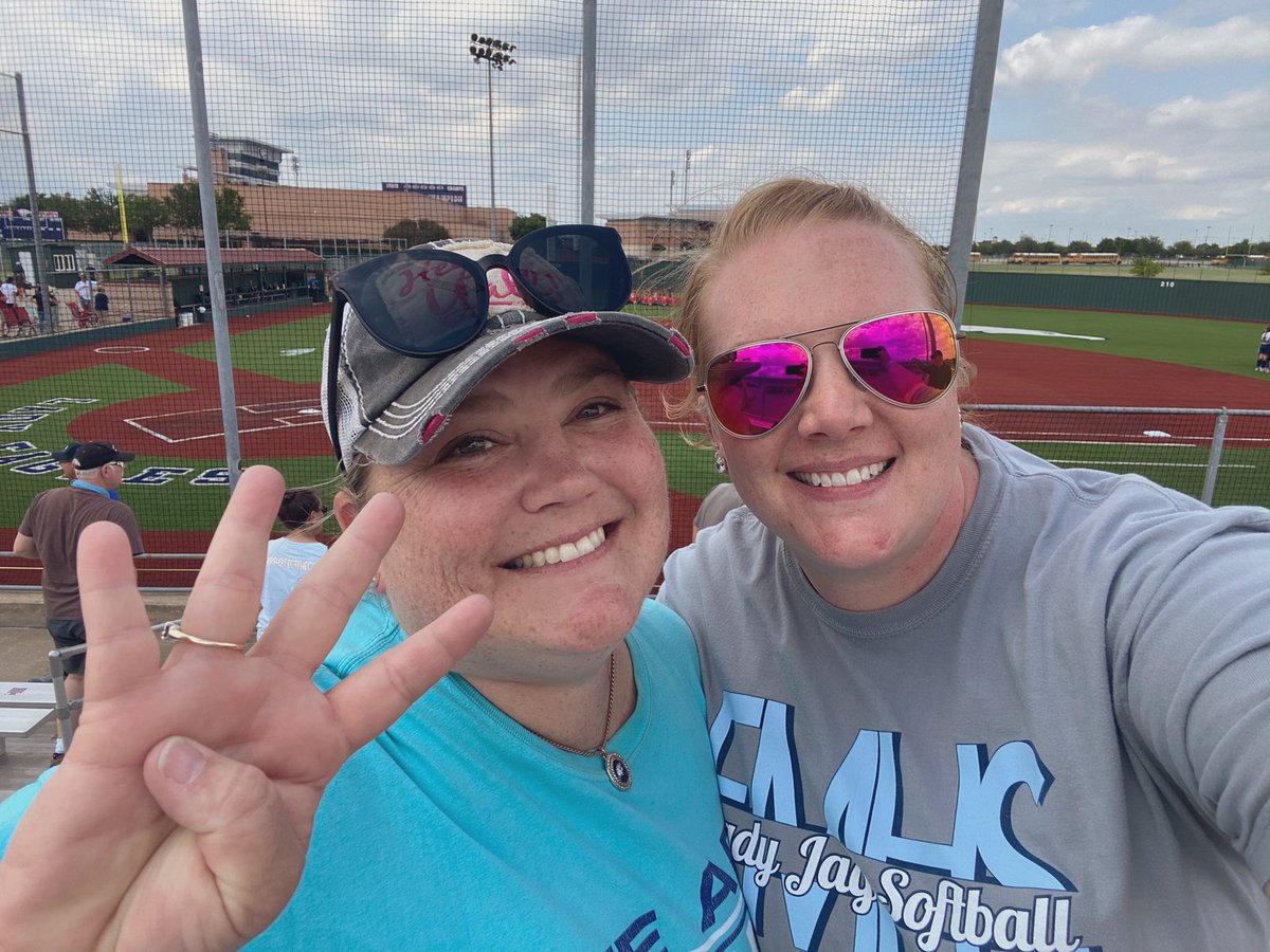 We are so proud of these ladies and their fight today in the 8th! Way to push through and play as a team. On to the next round!! @C_Krugs @FMSoftball @FlowerMoundHS @FMHS9 #proudteachers