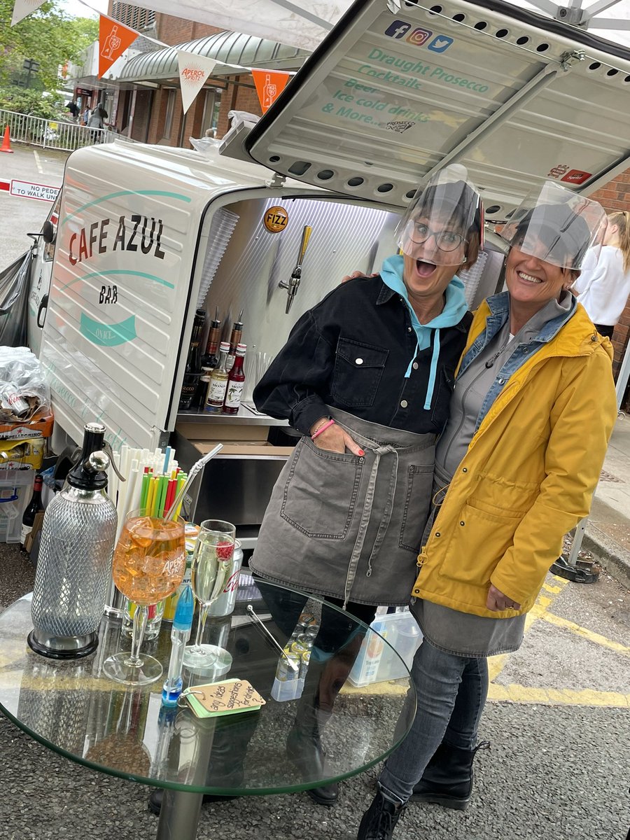 azul_ice's tweet photo. Great day today @_TheMarketCo #wilmslowartisan #thankyou #havingfun #despitetheweather ππ₯ https://t.co/GPO2C1RAcH