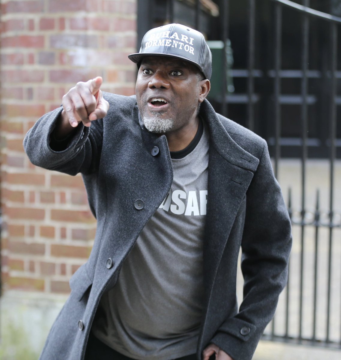 renoomokri's tweet image. Dear Nigerians, 

I hear Buhari wants to cleverly see his doctors in Paris starting from tomorrow. 

Should I go to Paris to #HarassBuhariOutofPoris?

Retweet for Yes. Like for No.