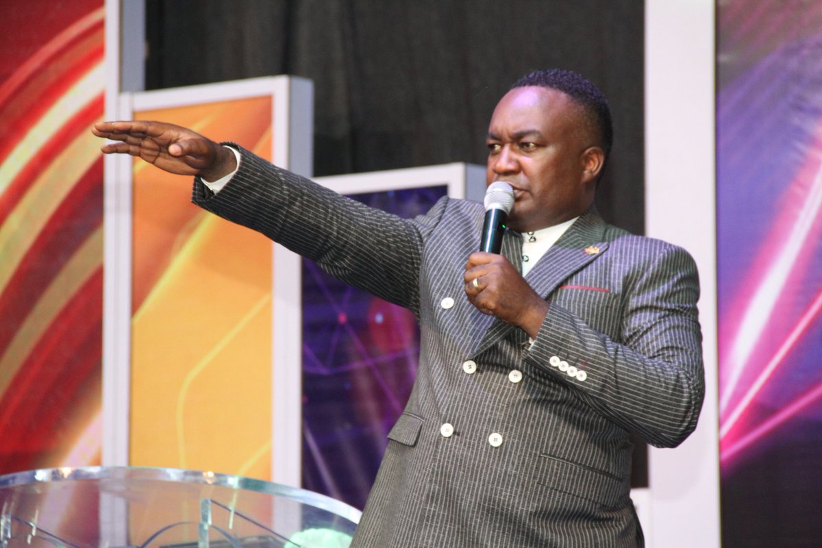 cekano247's tweet photo. #TE2021 Total Experience Day 2...

Healings and Miracles everywhere.

Jesus is the same, yesterday, today and always.

Hallelujah!

#cekano
#nnwz2 #NorthernRegionNigeria https://t.co/oDwRcC1Gne