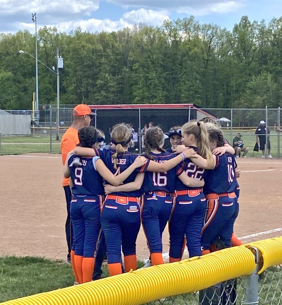 07_ohio's tweet photo. Going into bracket play tomorrow as No. 2 seed.
Let's Go!!! 🧡🥎💙
@ohioslamforce https://t.co/ny53BzjWjk