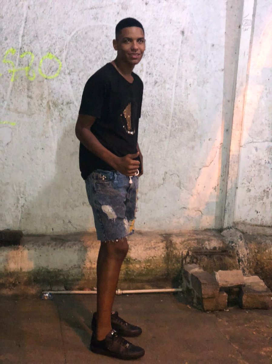dedetrem33's tweet photo. Sem comentário 😂😍 https://t.co/ihxq0czPJJ