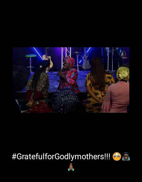 So_mmah's tweet photo. Not so clear but these WOMEN are my GOD WHEN because what is this Judgment that I heard today😫🤲. I don't think I can ever recover, never!
#FocusGroup https://t.co/TMZShu5qSZ