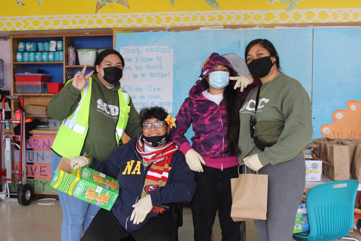 SF_DPH's tweet photo. Today we launched Family Day at our new Vis Valley vax site open to ages 12+ &amp; offering low-barrier access to the Pfizer vaccine. Thanks to D10 Sup @shamannwalton @FACESSF @SF_DCYF &amp; our community partners for helping us reach families in our hardest hit communities. #VaccinateSF https://t.co/0QHRznHhMZ