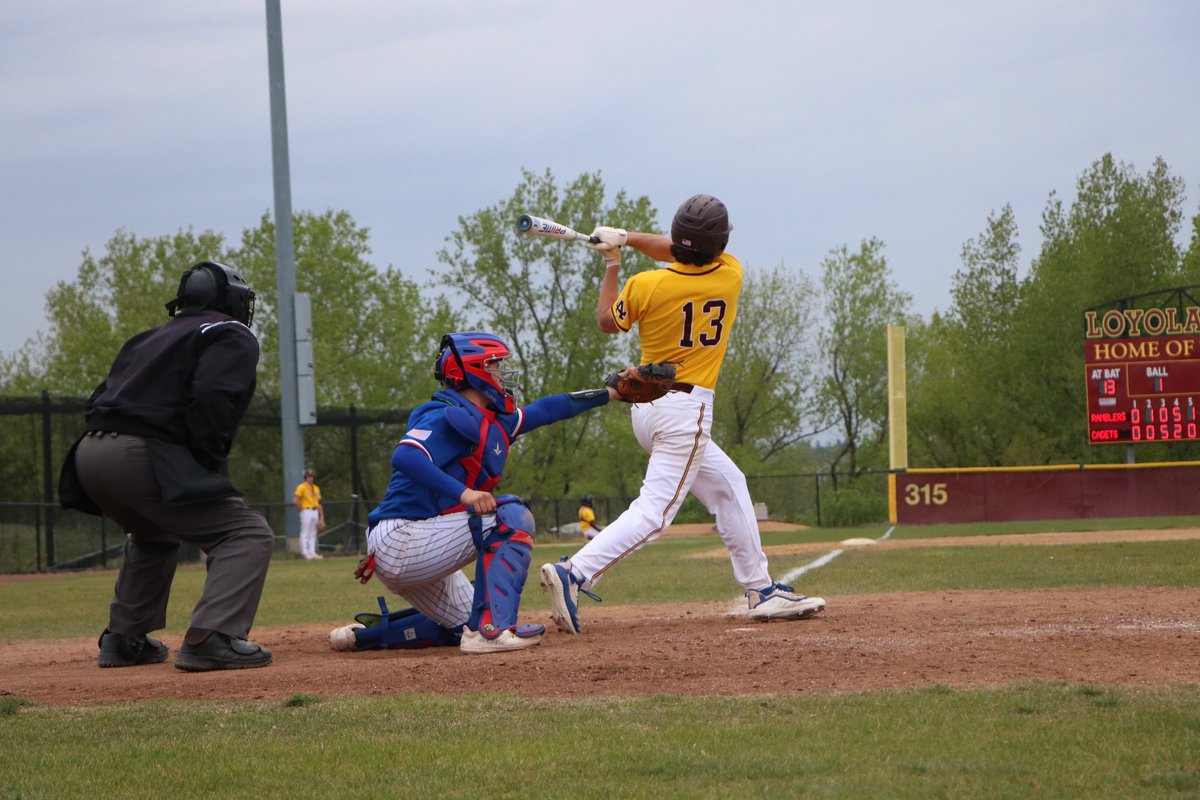 andybackstrom's tweet photo. .@Ramblrbaseball defeated @MarmionBaseball, 23-12, this afternoon, working its way back to. 500 (10-10).

Roger Simon hit for the cycle, leading the way for a Loyola Academy offense that exploded in the 6th.

Sean Baum threw 2.1 scoreless innings in relief of Daniel Reischl. https://t.co/xQmWunNhCX