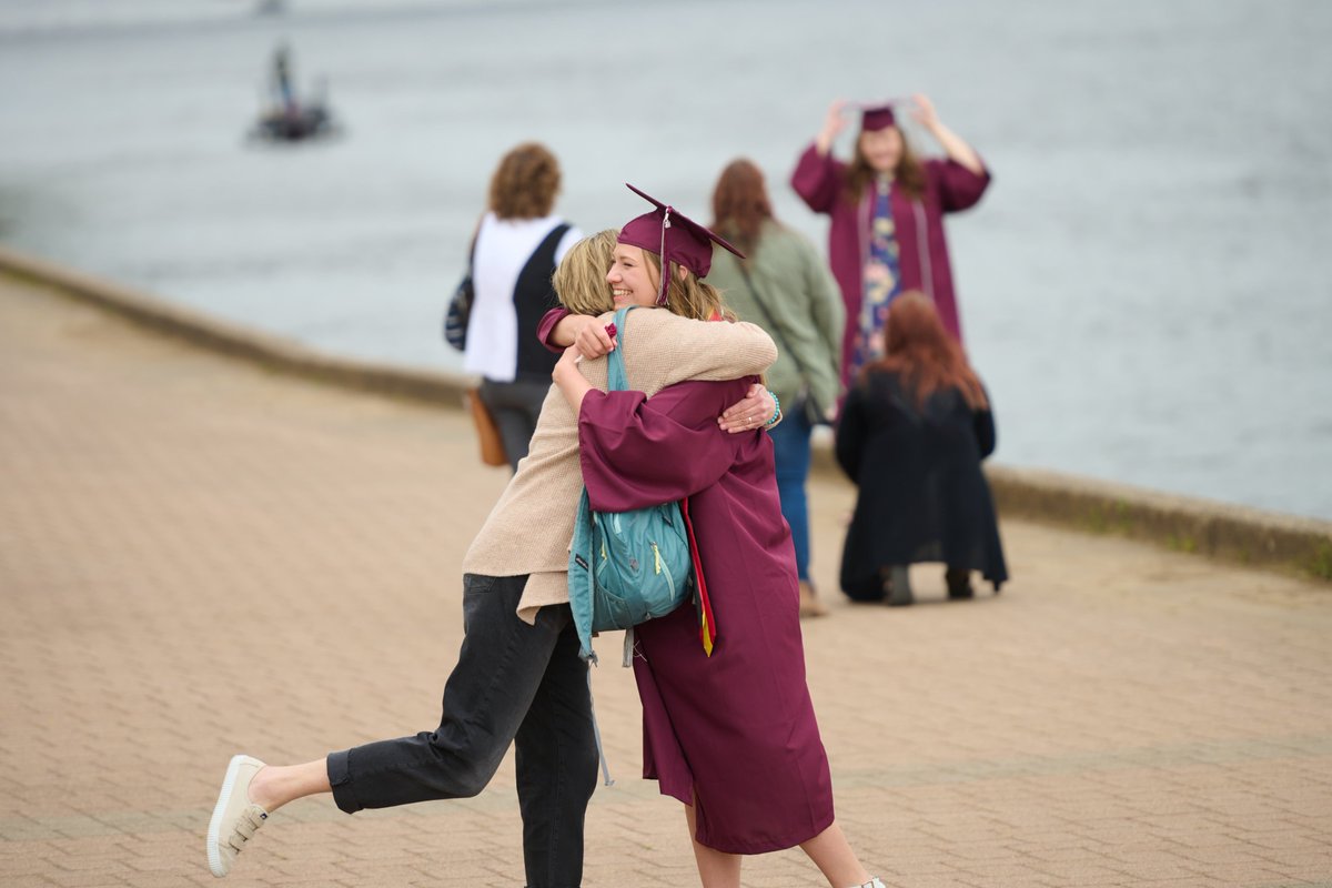 UWLaCrosse's tweet photo. What a great day. 🎓

Cheers to you, Class of 2021. Thank you for letting us be part of your story. Wherever your next chapter takes you, know that you will always have a home here. You are, and will always be, an Eagle. 🦅❤ #uwlax #UWLGrad https://t.co/YYpK3bpS4a